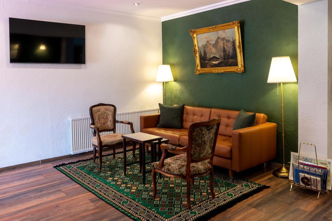 Jupa'S Hotel Дюссельдорф Экстерьер фото