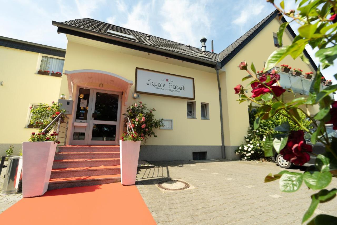 Jupa'S Hotel Дюссельдорф Экстерьер фото