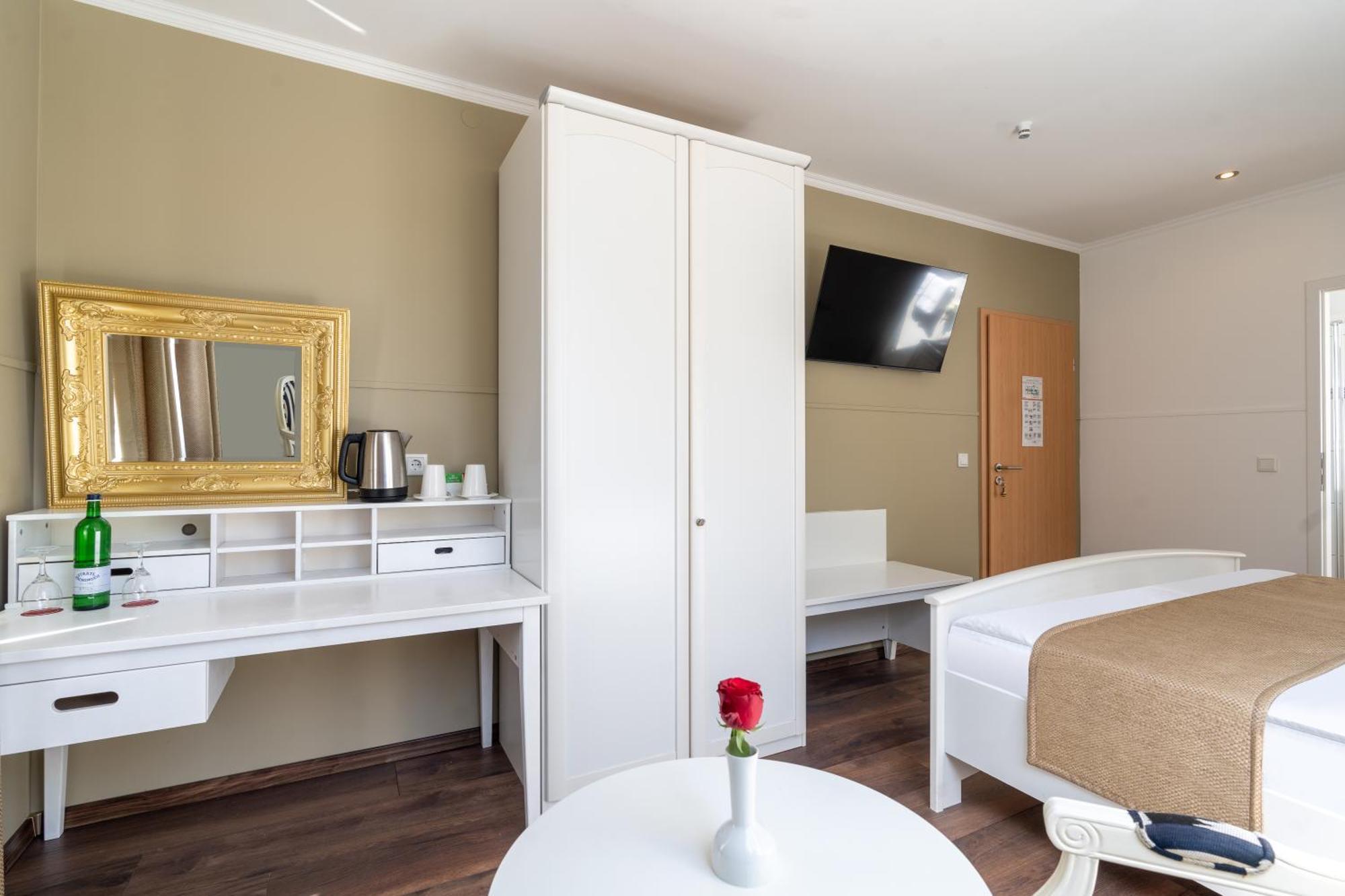 Jupa'S Hotel Дюссельдорф Экстерьер фото